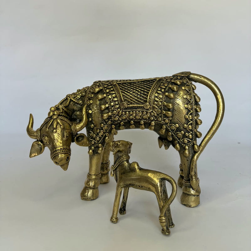 Dhokra Designer Cow with Calf – Handcrafted Brass Tribal Figurine | Bastar Art