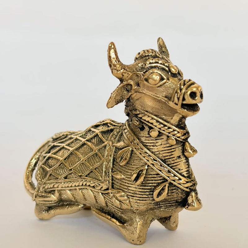 Dhokra Mini Nandi – Handcrafted Brass Paperweight | Bastar Art
