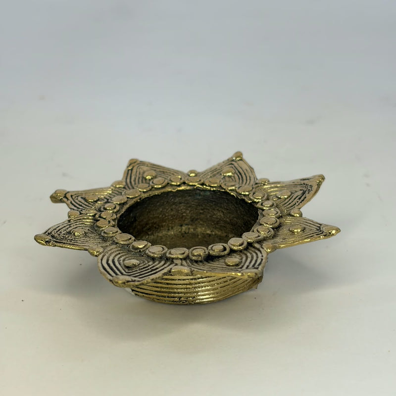 Dhokra Flower Diya